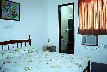 Hotel Praca Do Cabral Porto Seguro 3*,